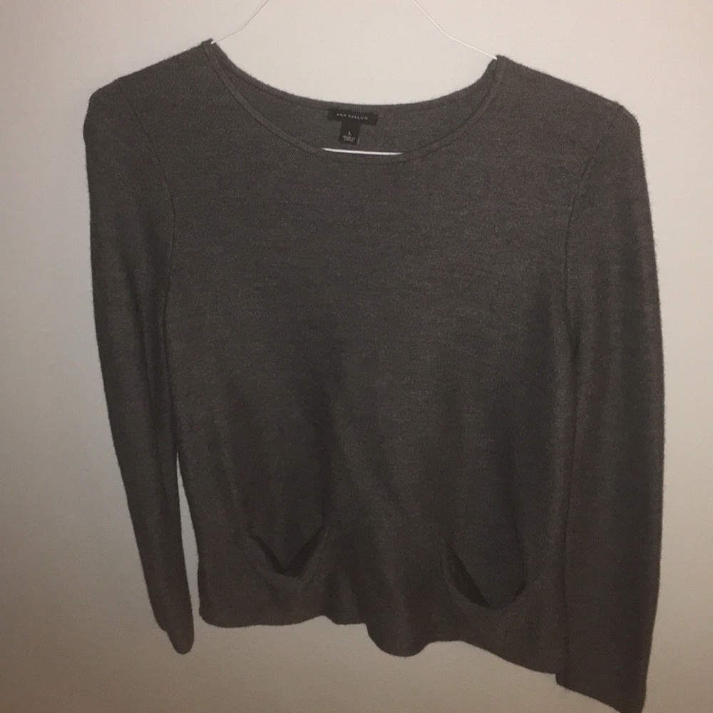 Sweater - Picture 4 of 5